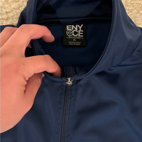 ENYCE Zip Up Jacket NWOT - Picture 3 of 3